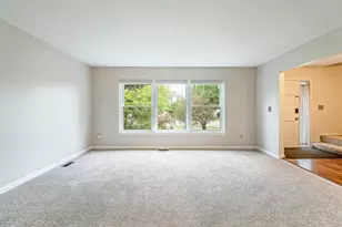 2240 Steeplechase Dr, Ann Arbor, MI 48103 - Photo 10