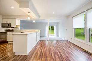 2240 Steeplechase Dr, Ann Arbor, MI 48103 - Photo 12