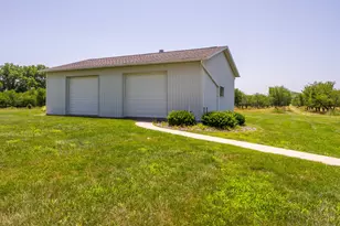 31401 Middle Crossing Rd, Dowagiac, MI 49047 - Photo 14