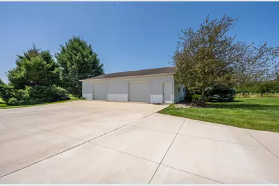 31401 Middle Crossing Road, Dowagiac, MI 49047 - Photo 12