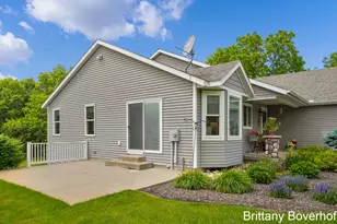 9875 Kateri Way Dr SE, Caledonia, MI 49316 - Photo 8