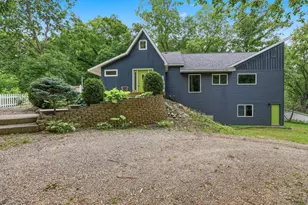 1372 Cramton Ave NE, Ada, MI 49301 - Photo 2