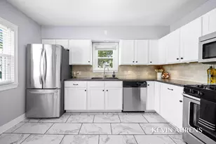 3610 Crystal St SW, Grandville, MI 49418 - Photo 8