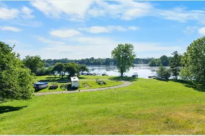 13250 Lake Point Boulevard, Belleville, MI 48111 - Photo 20