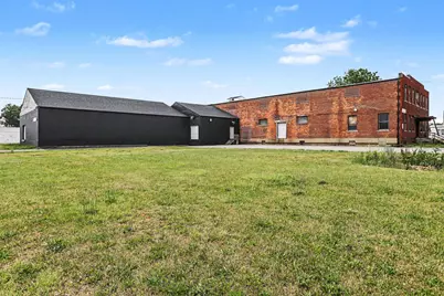 209 S Jefferson Street, Sturgis, MI 49091 - Photo 8