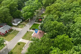 1944 Oakcliff Dr NE, Grand Rapids, MI 49525 - Photo 22