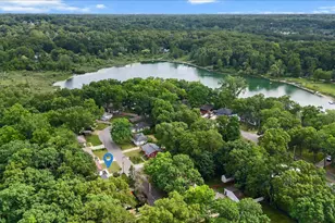 1944 Oakcliff Dr NE, Grand Rapids, MI 49525 - Photo 24