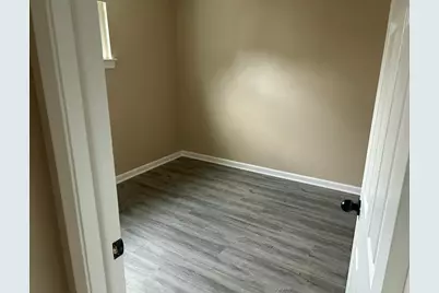 1042 Red Leaf Lane, Ypsilanti, MI 48198 - Photo 10