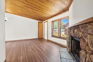 529 Riverside Dr, Battle Creek, MI 49015 - Photo 6