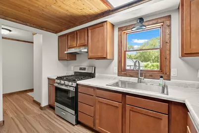 529 Riverside Drive, Battle Creek, MI 49015 - Photo 12