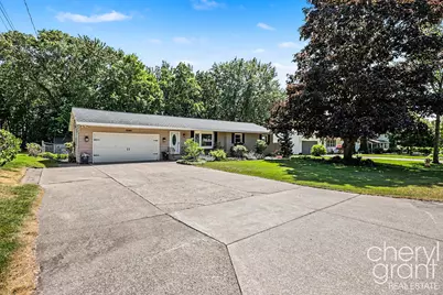 15888 Vinecrest Avenue, Spring Lake, MI 49456 - Photo 1