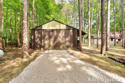 15594 Ritchie Avenue NE, Cedar Springs, MI 49319 - Photo 30