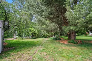 1795 Pembroke St SE, Grand Rapids, MI 49508 - Photo 32