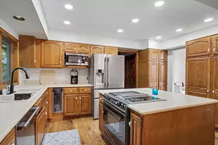 1795 Pembroke St SE, Grand Rapids, MI 49508 - Photo 10