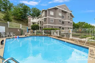 810 S Harbor Dr, Grand Haven, MI 49417 - Photo 46