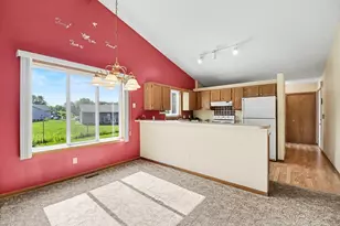 2091 Woodshire Pl SE, Grand Rapids, MI 49508 - Photo 4