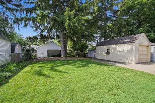 904 Mayhew Wood Dr SE, Grand Rapids, MI 49507 - Photo 32