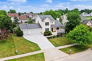 6712 Hartman Dr SE, Caledonia, MI 49316 - Photo 4