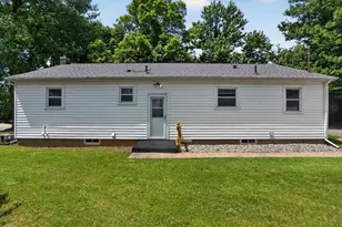 509 Fayette St, Jonesville, MI 49250 - Photo 36