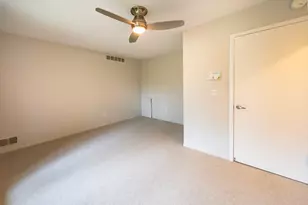 672 Greenhills Dr, Ann Arbor, MI 48105 - Photo 14