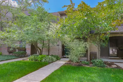 672 Greenhills Drive, Ann Arbor, MI 48105 - Photo 2