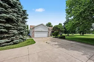 7880 Greenwood Rd, Jackson, MI 49201 - Photo 2