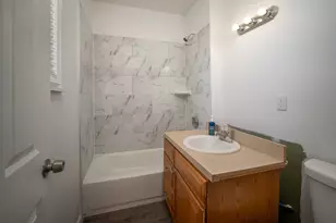 17412 Wanda St, Highland Park, MI 48203 - Photo 10