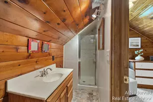 303 Wallinwood Ave NE, Grand Rapids, MI 49503 - Photo 22