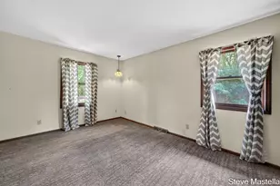 18746 N Fruitport Rd, Spring Lake, MI 49456 - Photo 18