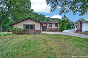 18746 N Fruitport Rd, Spring Lake, MI 49456 - Photo 6