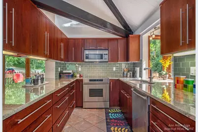 16 Harvard Place, Ann Arbor, MI 48104 - Photo 8