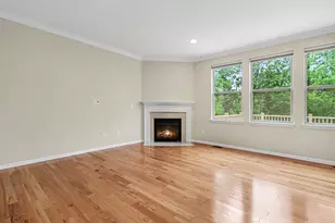 419 Amelia Cir, South Lyon, MI 48178 - Photo 10