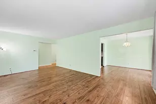 27653 W Echo Valley W, Farmington Hills, MI 48334 - Photo 8