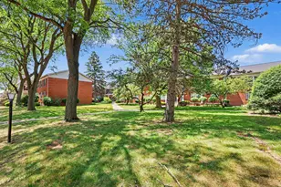 27653 W Echo Valley W, Farmington Hills, MI 48334 - Photo 26
