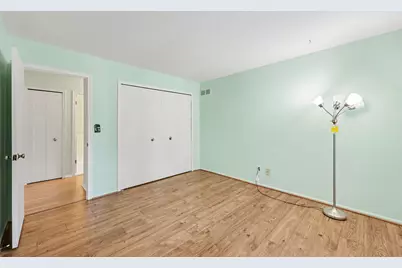 27653 W Echo Valley W #113, Farmington Hills, MI 48334 - Photo 14