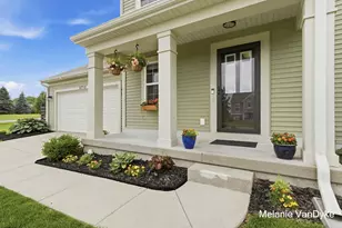 4770 Hidden Highland Dr NE, Rockford, MI 49341 - Photo 4