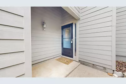 718 Peninsula Court, Ann Arbor, MI 48105 - Photo 2