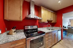 718 Peninsula Ct, Ann Arbor, MI 48105 - Photo 16
