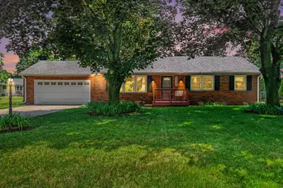 2125 Pawnee Path, Stevensville, MI 49127 - Photo 2