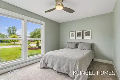 16815 Watersedge Drive, Grand Haven, MI 49417 - Photo 20