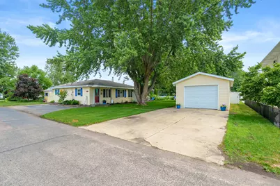 4135 W Joy Road, Shelbyville, MI 49344 - Photo 2