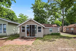 5539 Front St, Newaygo, MI 49337 - Photo 4
