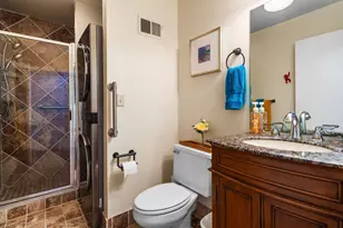 2202 Pine Grove Ct, Ann Arbor, MI 48103 - Photo 26