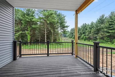 186 9 Mile Road NE, Comstock Park, MI 49321 - Photo 30