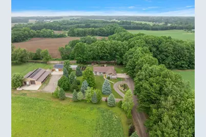 805 W Moore Road, Grant, MI 49327 - Photo 1