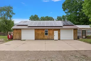 805 W Moore Rd, Grant, MI 49327 - Photo 4