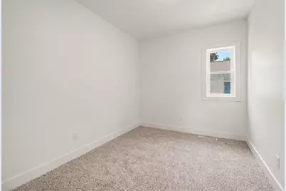311 N Lavinia Street, Ludington, MI 49431 - Photo 14