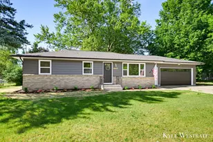 1126 3 Mile Rd NW, Grand Rapids, MI 49544 - Photo 2