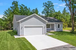 6108 Automobile Rd, Twin Lake, MI 49457 - Photo 4