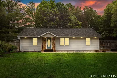 1081 E 98th Street, Grant, MI 49327 - Photo 2
